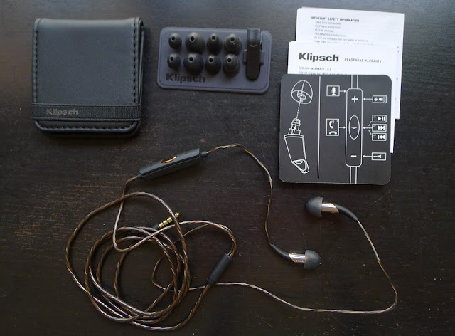 Klipsch Reference X12i packaging contents