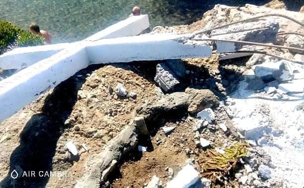 Απαγορεύουν την αναστήλωση του Σταυρού στην Λέσβο: «Χρειάζεται ειδική άδεια» Απαγορεύουν την αναστήλωση του Σταυρού στην Λέσβο: «Χρειάζεται ειδική άδεια»