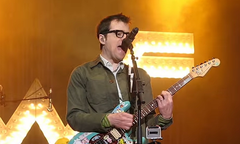 WEEZER – EVERYTHING WILL BE ALRIGHT IN THE END - Atomlabor Blog