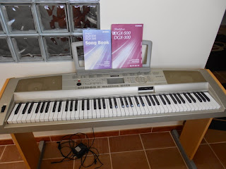 Digame: For Sale Yamaha Electric Organ DGX500
