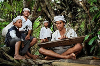 Sejarah dan Kebudayaan Suku Baduy Sejarah dan Kebudayaan Suku Baduy