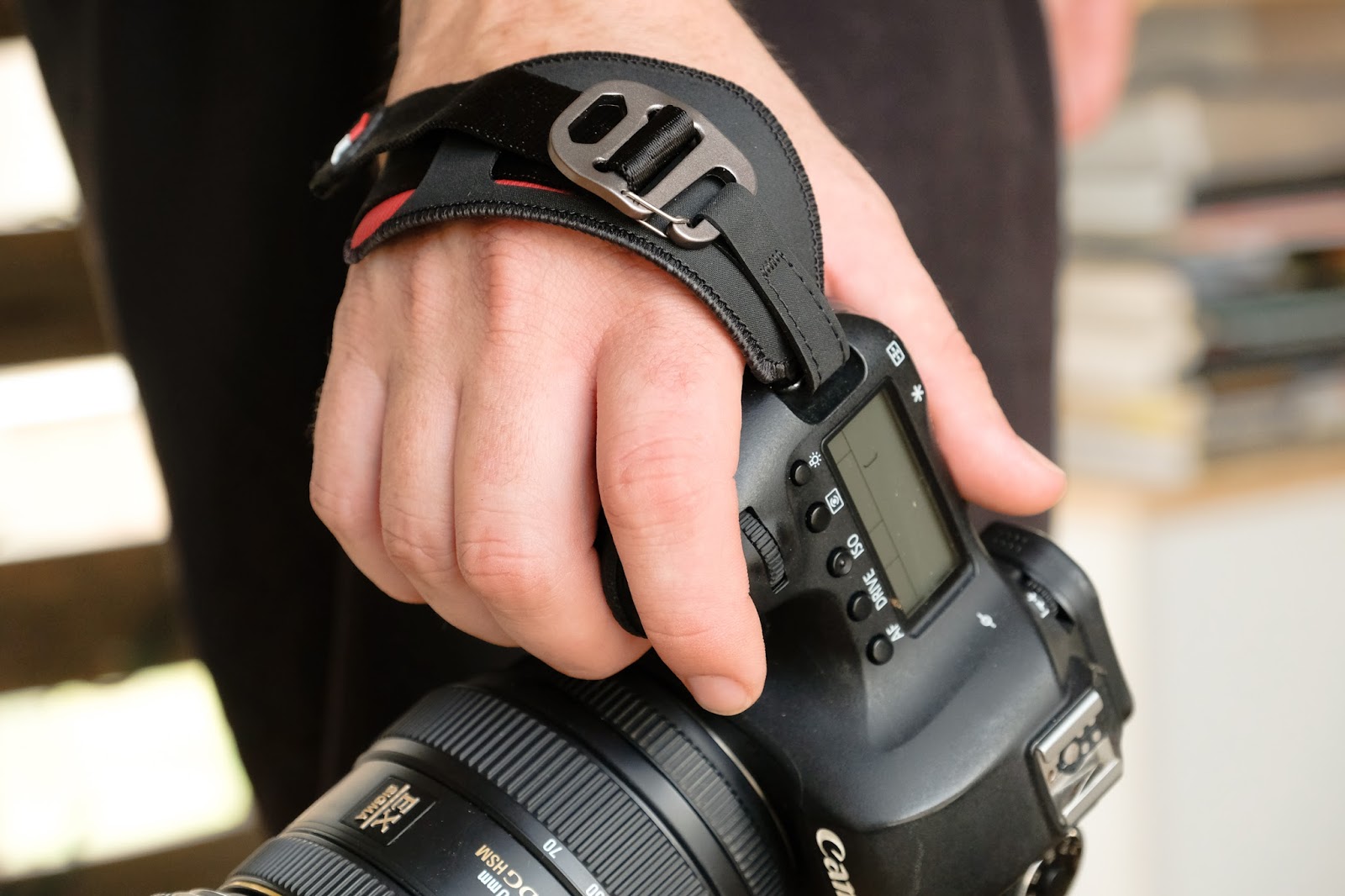 Gear Guide Peak Design Camera Clutch Terradrift