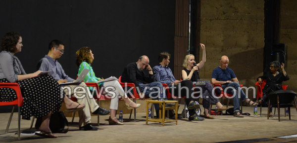 KMB 2016: Biennale poets discuss the barriers and bridges in language
