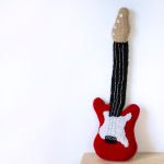 PATRON GRATIS GUITARRA AMIGURUMI