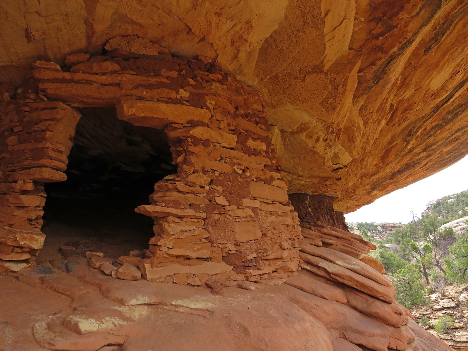 Around the Bend Friends ® House on Fire Ruins (Bears Ears National