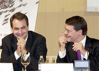 Zapatero_junto_responsable_socialista_Economia_Jordi_Sevilla.jpg
