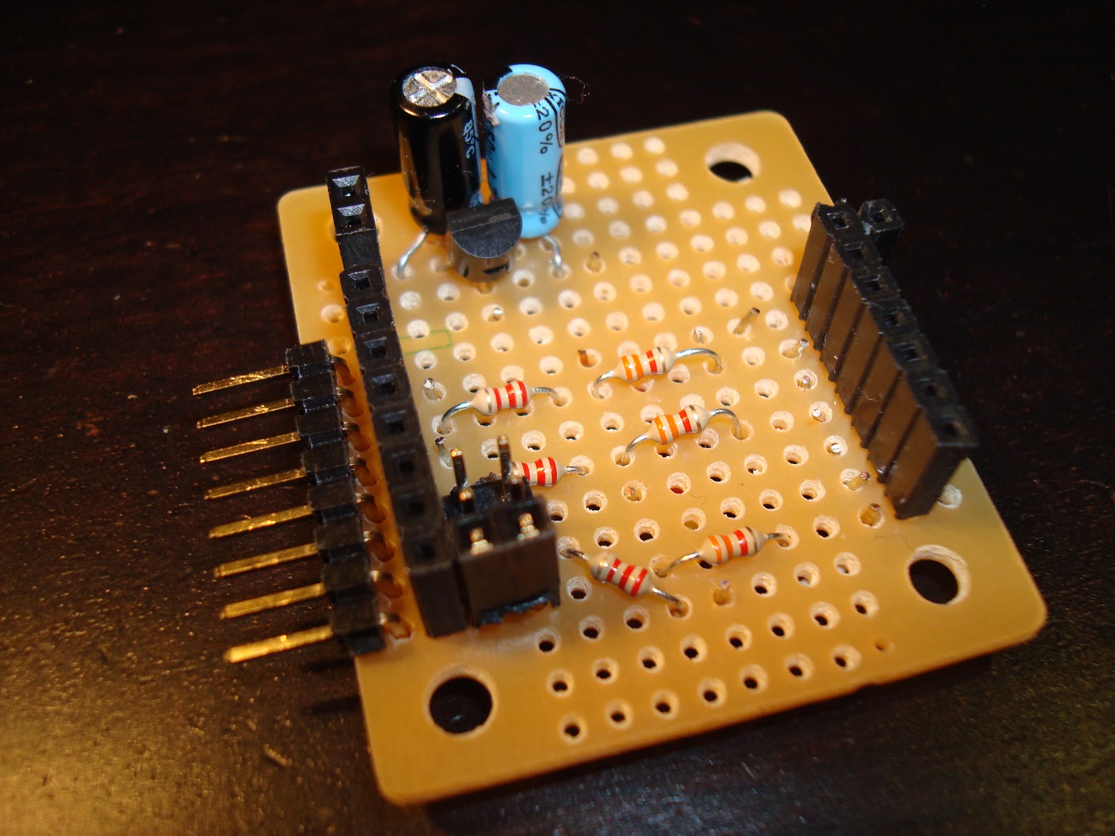 Tech with Dave: microSD Arduino adapter
