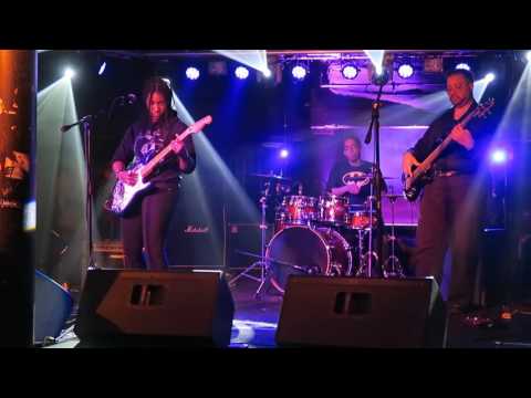 Melody Angel Rocking Out Numb At The Elbo Room Chicago 2016