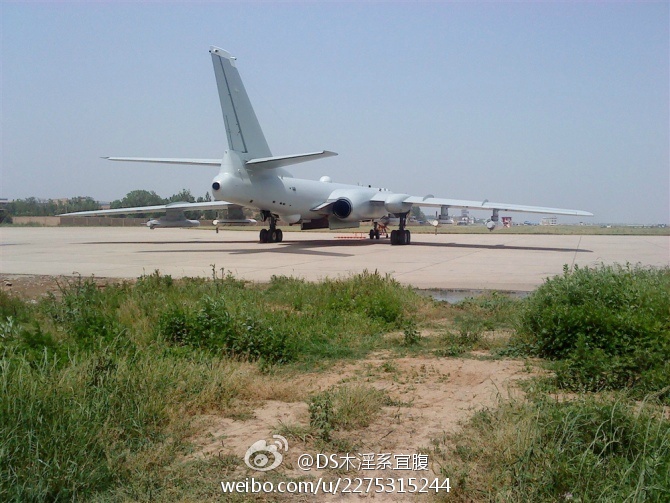 H-6K+6x+KD-63+cj10+abcdefghkmu+Chinese+People's+Liberation+Army+Air+Force++Tu-16+Badger+antiship+missile+pgm+ls-6+lt-2+3+weapons+bey+open+(2).jpg