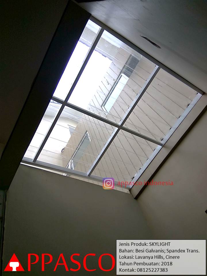 Skylight Belakang Rumah Spandek Transparan Bening di Lavanya Hills Cinere