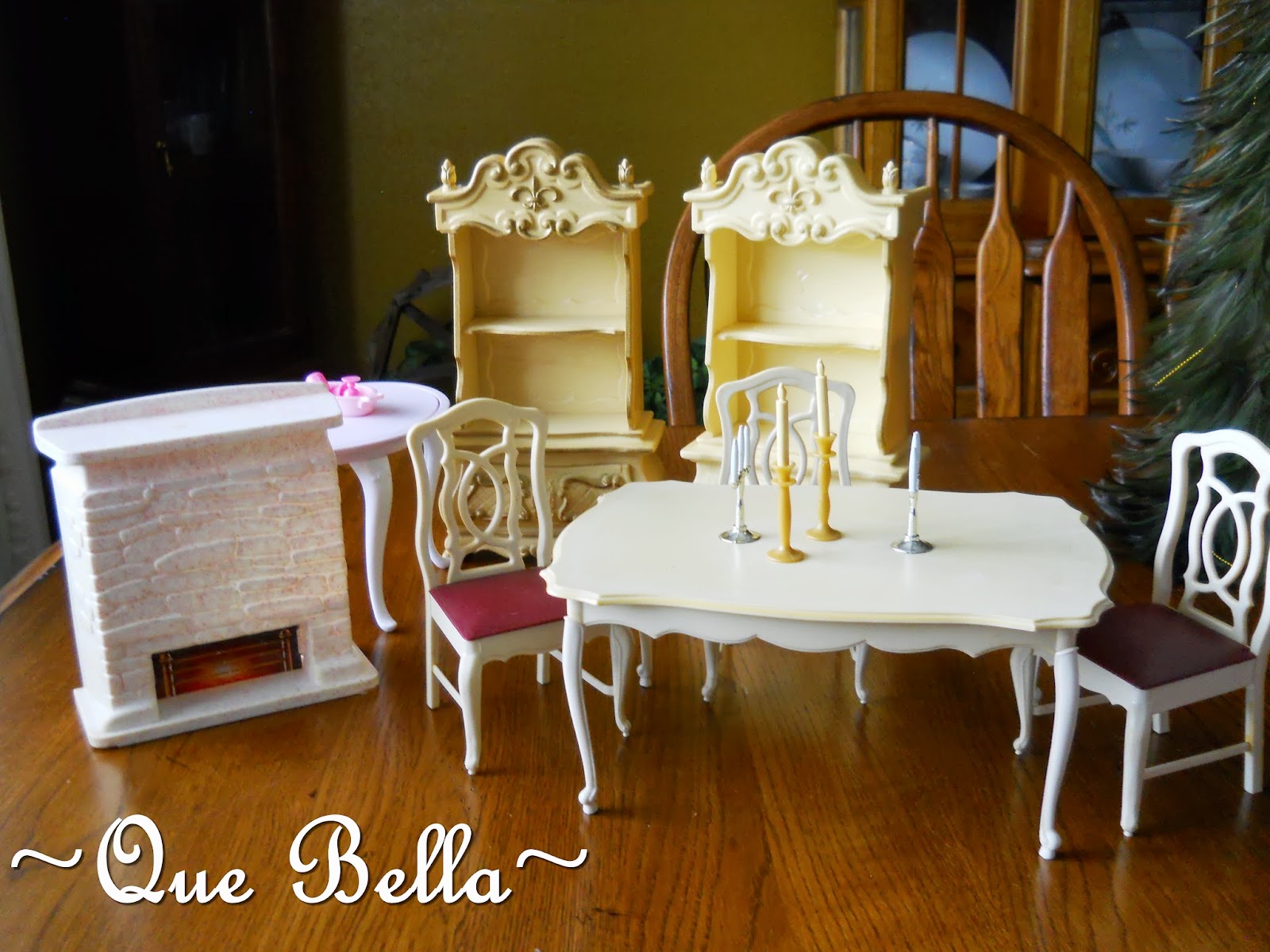 Que Bella Yard Sale Finds Barbie Saturday