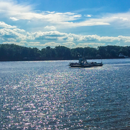 Wisconsin Explorer The Cassville Ferry