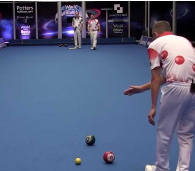 Lawn Bowls "Using the Head" Respotting jack