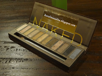 Urban Decay Naked 1 Palette VS Naked 2 Palette Handini Audita