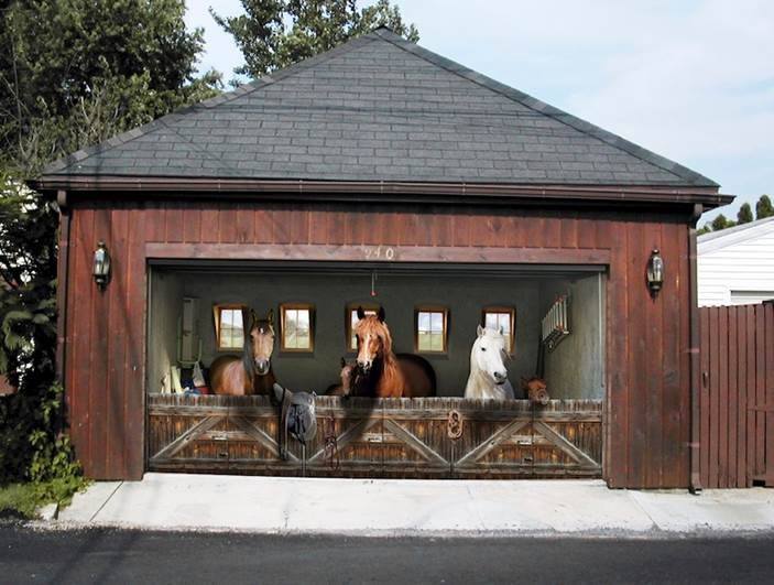 Artworks, amazing photos of a Painted garage door