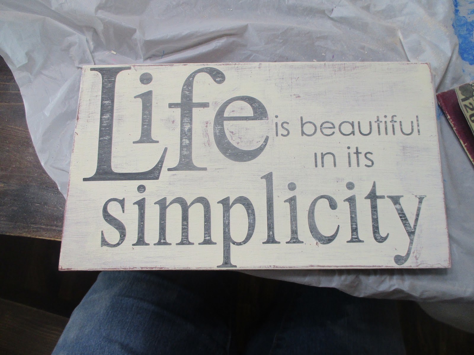 The Cozy Red Cottage How to update your old Vinyl Signs