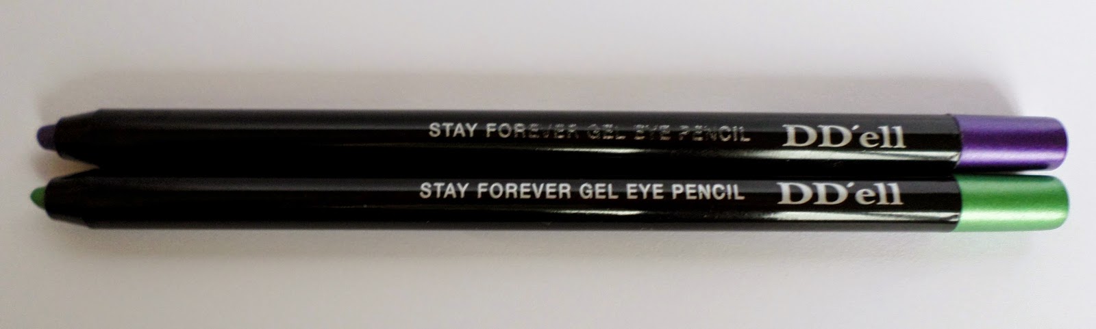 DD'ell Stay Forever Gel Eye Pencil 06 Twilight Purple and 08 Garden Light 1.2g rrp $14 