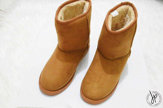 tan winter boots