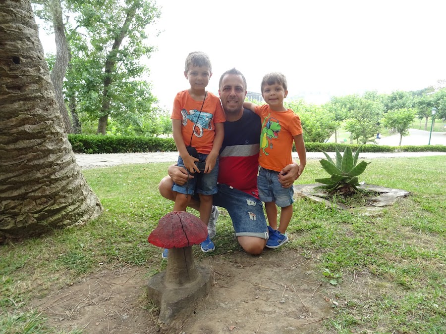 Figuras talladas en madera