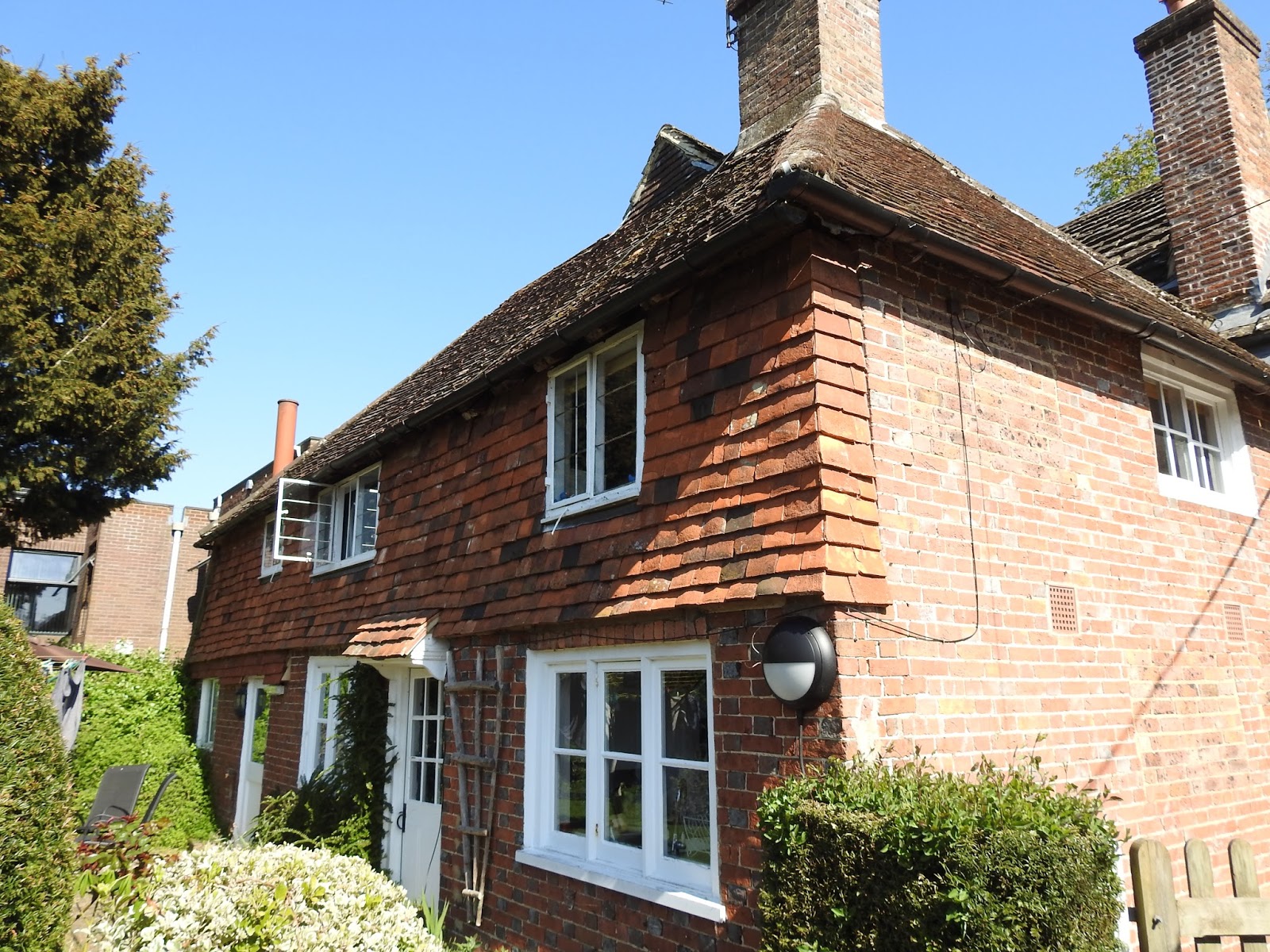 Crawley Old Town TEN PICTURES 5 Langley Lane