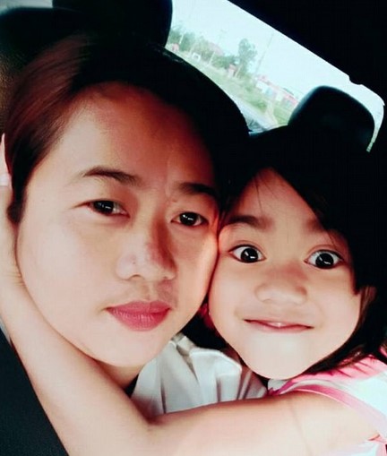 Darah Terus Bercucuran Ketika Anak Ini Sakit Kepala, Sungguh Kasihan Darah Terus Bercucuran Ketika Anak Ini Sakit Kepala, Sungguh Kasihan