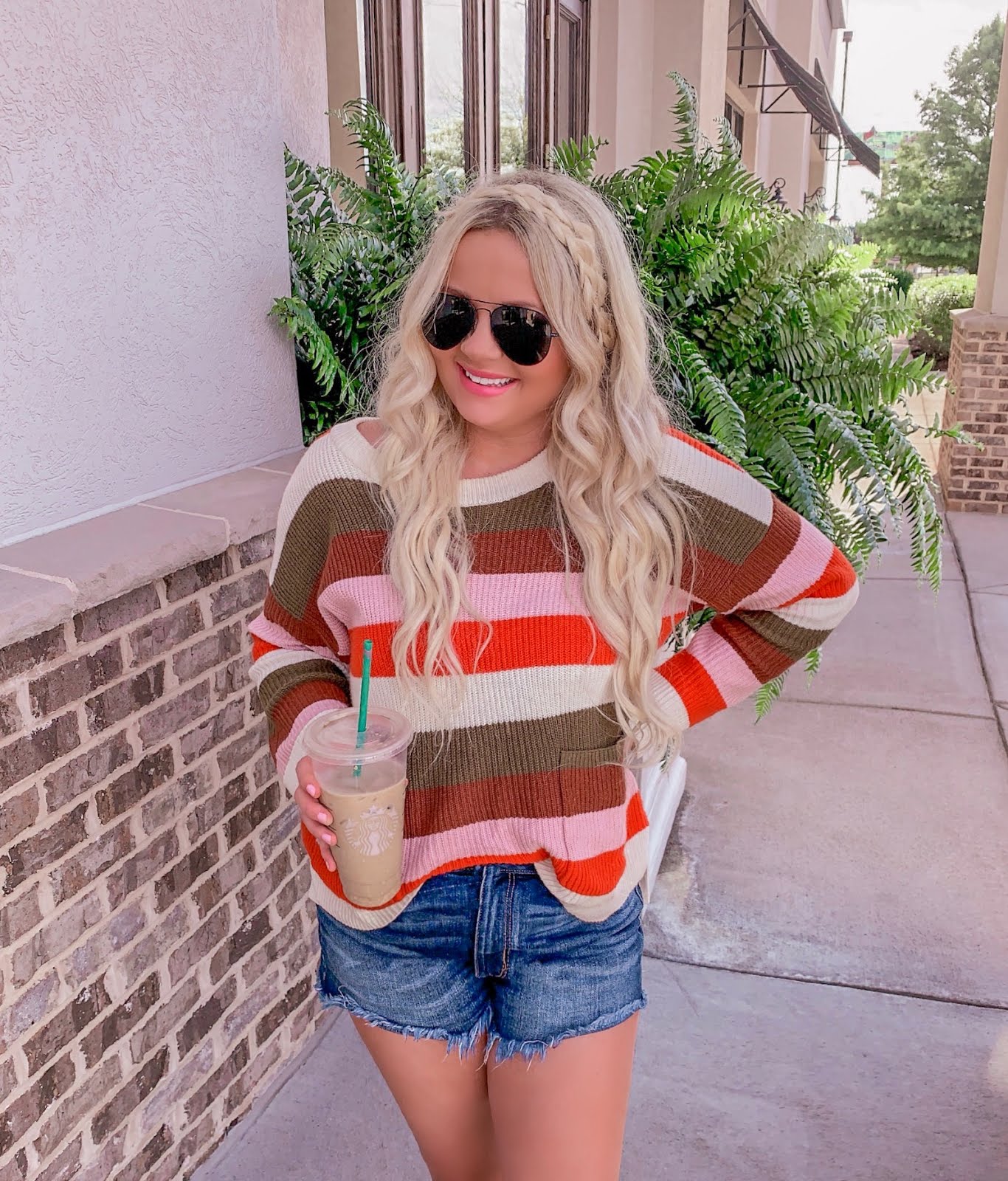 outfits to wear now and into fall fashion