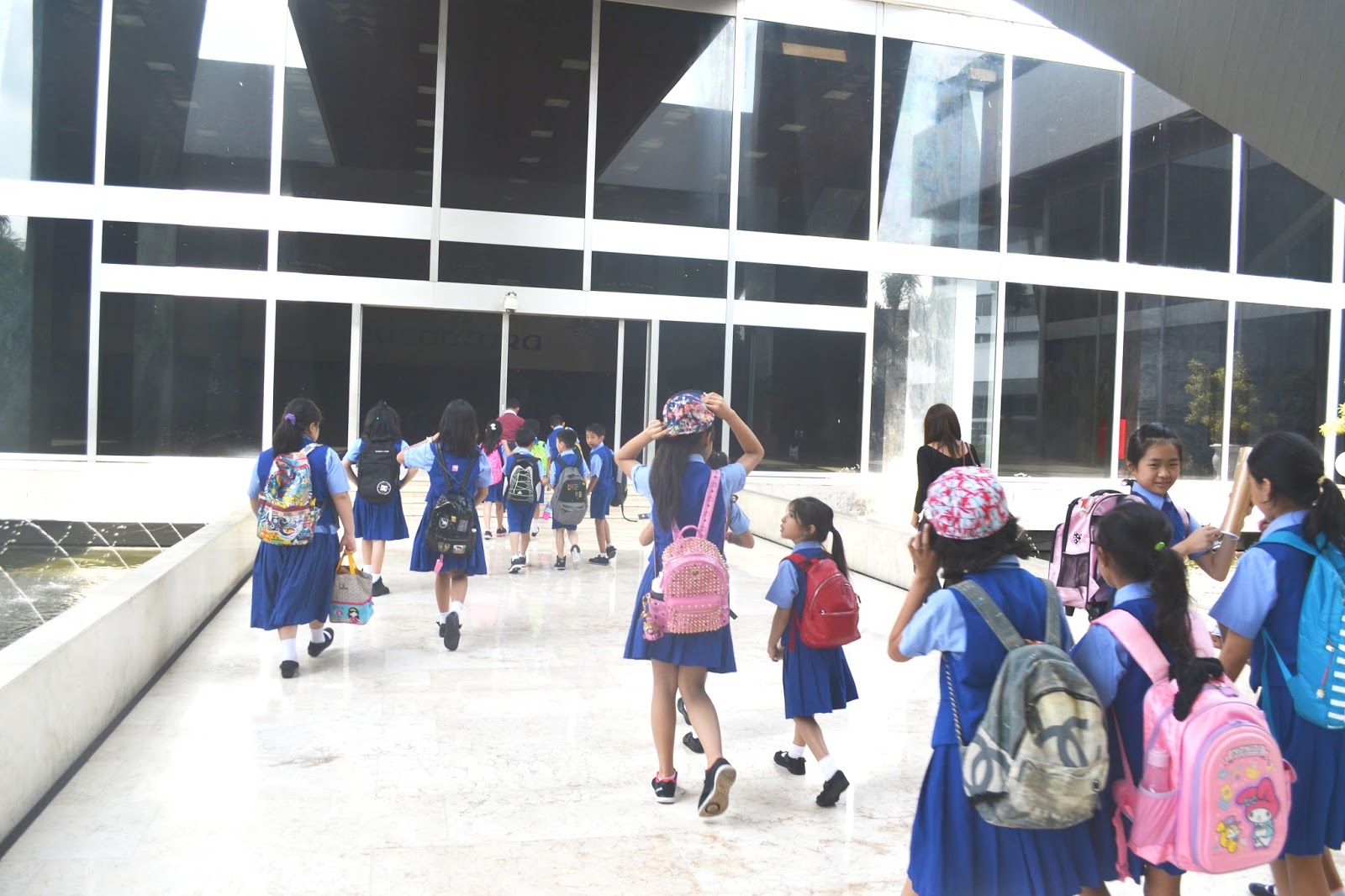 Class 4B Pictures & Videos | Grade 4 Binus School Simprug