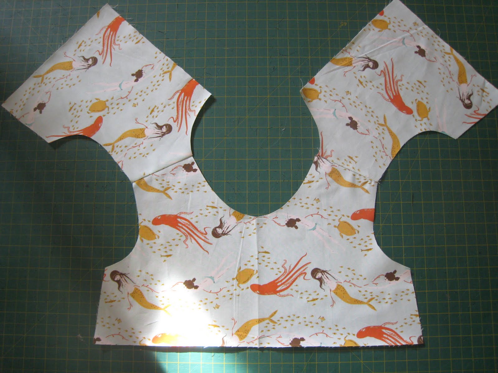 Kitschy Coo Tutorial How to fully line a bodice