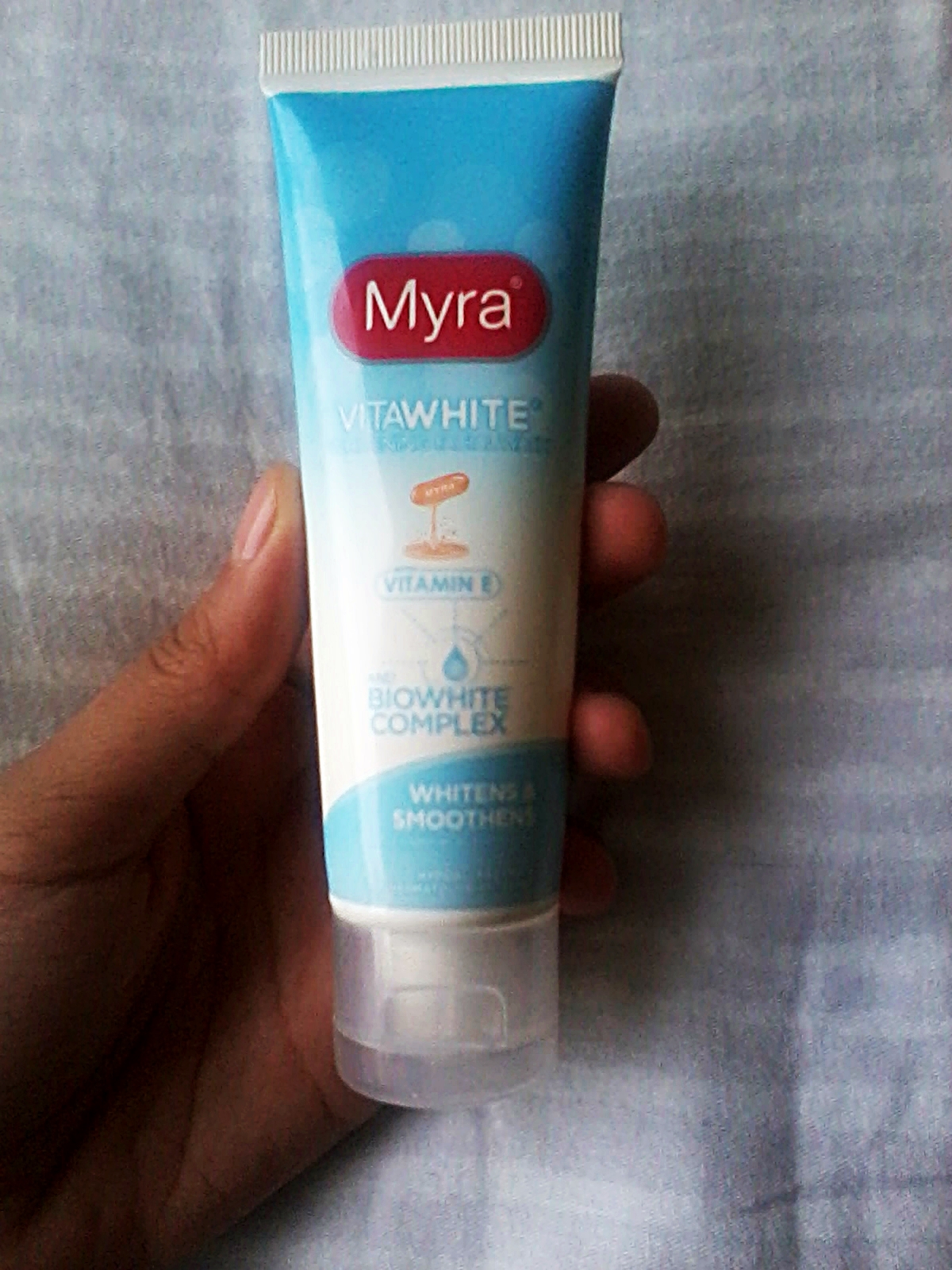 MYRA VITAWHITE WHITENING FACIAL WASH REVIEW FES BLOG 101
