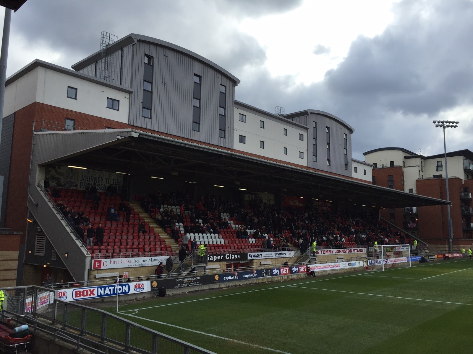 Doing the 92 No. 31 Brisbane Road [Leyton Orient]