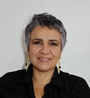 Adriana Velásquez