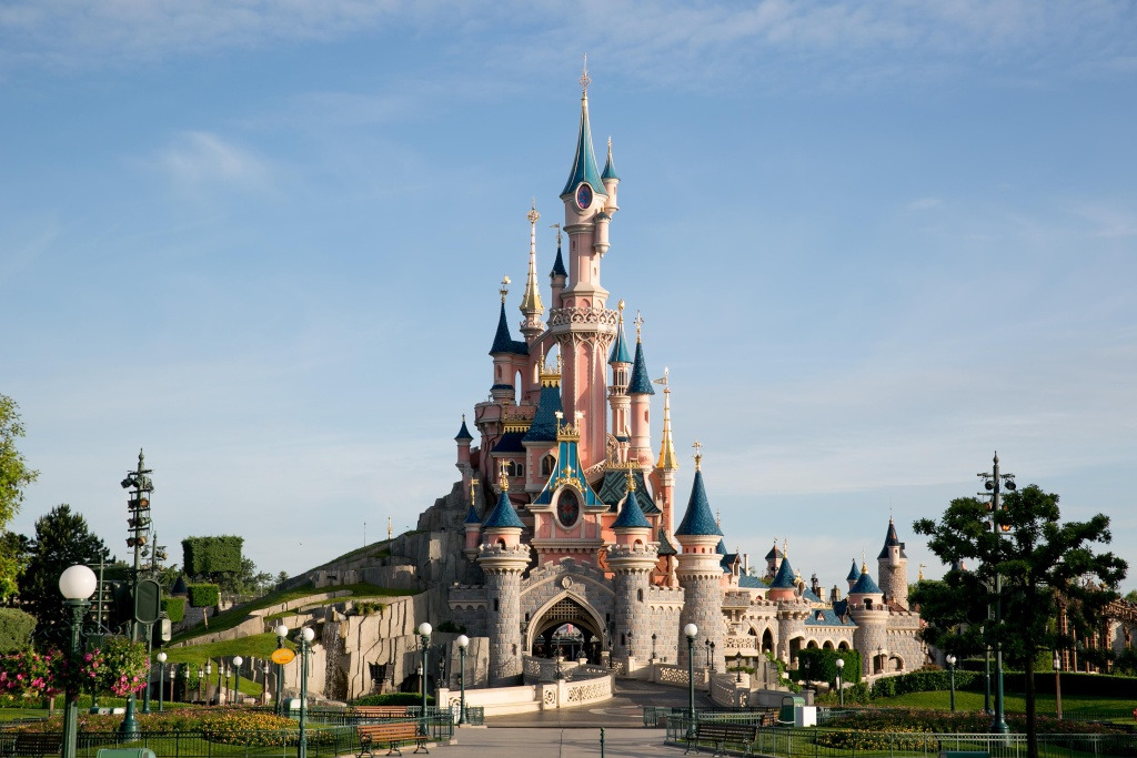La Storia E I Segreti Dei Castelli Dei Disney Parks