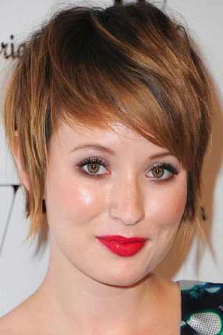 Hairstyles Growing Out Short Hair