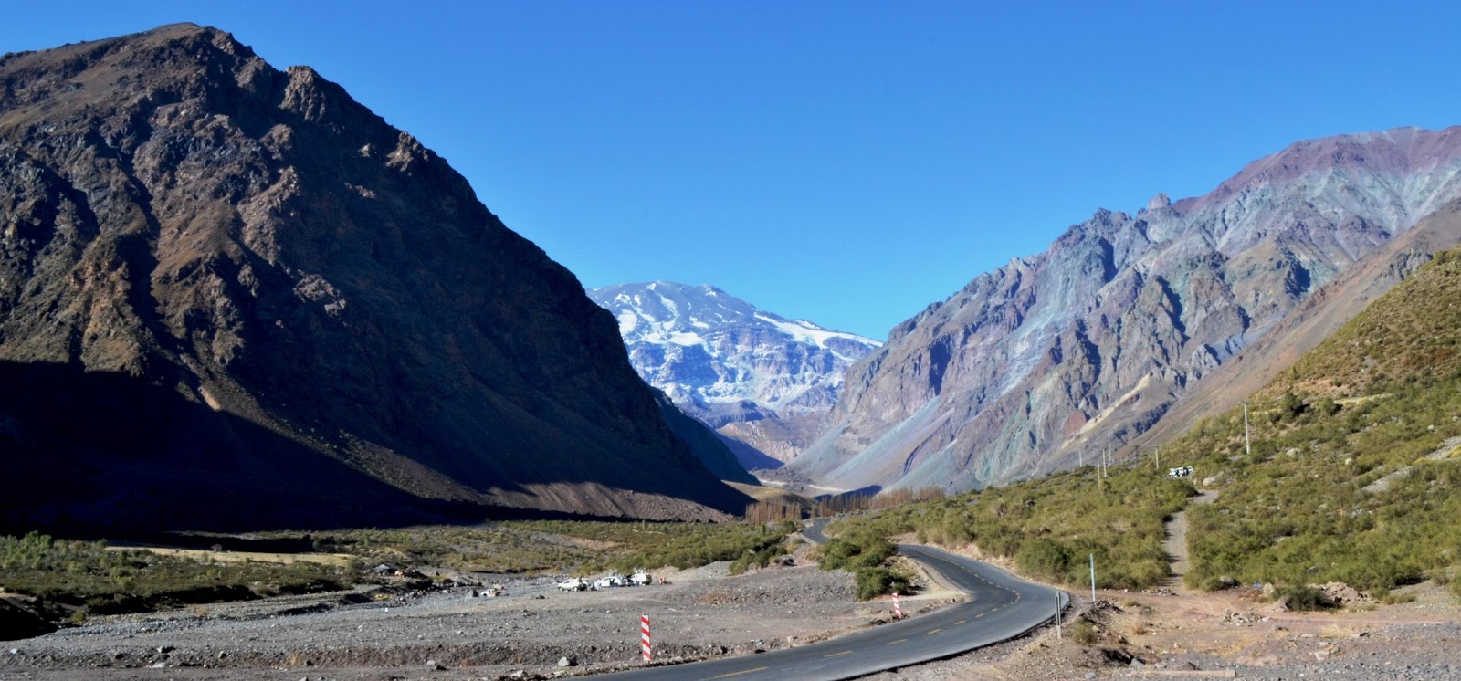 UnA MiRaDa De La ReAlIdAd ¿Cajón del Maipo o Pilas pal Luksic?