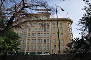 Crockett Hotel tall hotel building