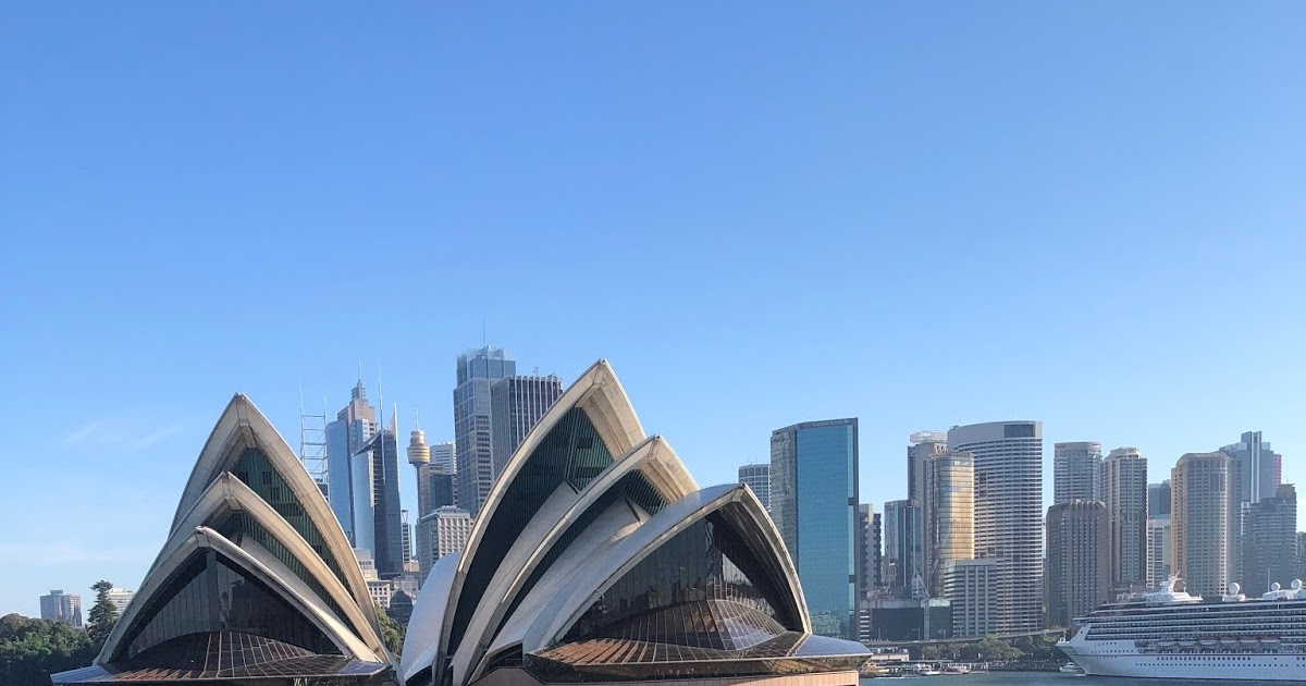 Mike's Green Grass, Corks and Forks Bucket List Must DoSensational