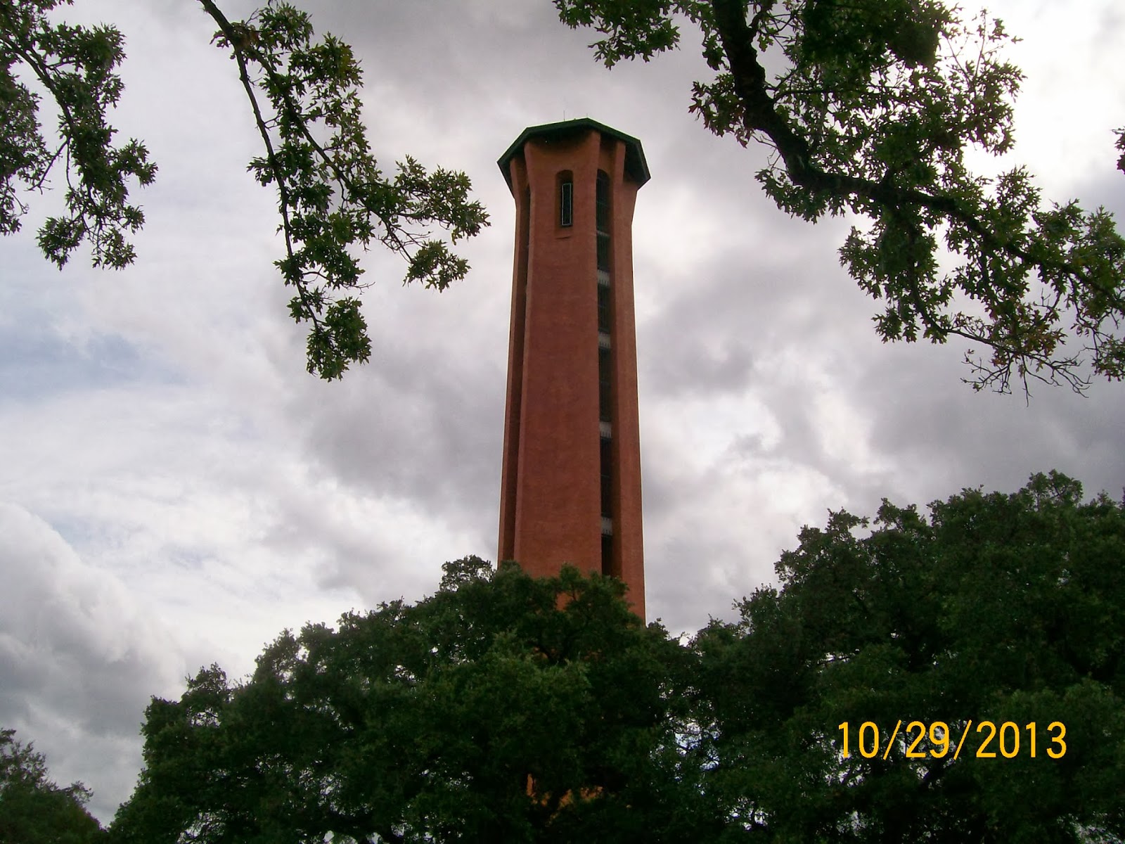 Rockhounding Around: A tour of Trinity University, San Antonio TX