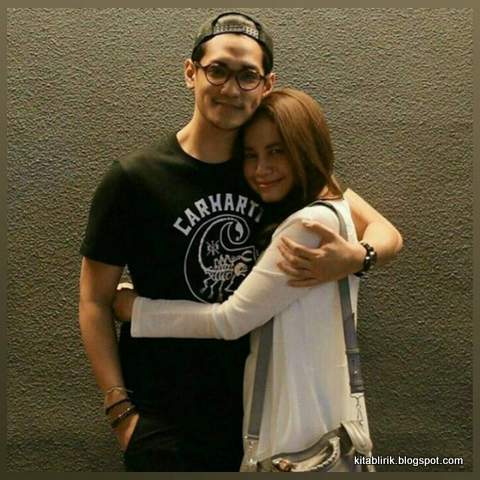 Afgan dan rossa Afgan dan Rossa