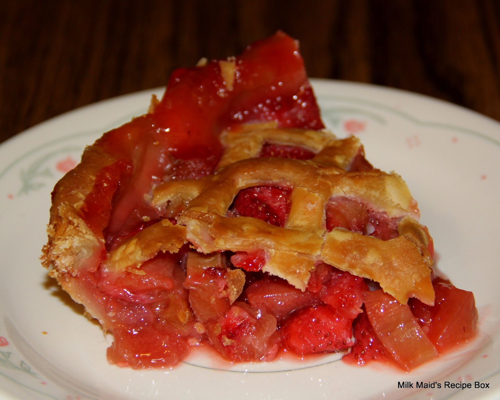 Milkmaid's Recipe Box RhubarbStrawberry Pie 1 (using corn starch as