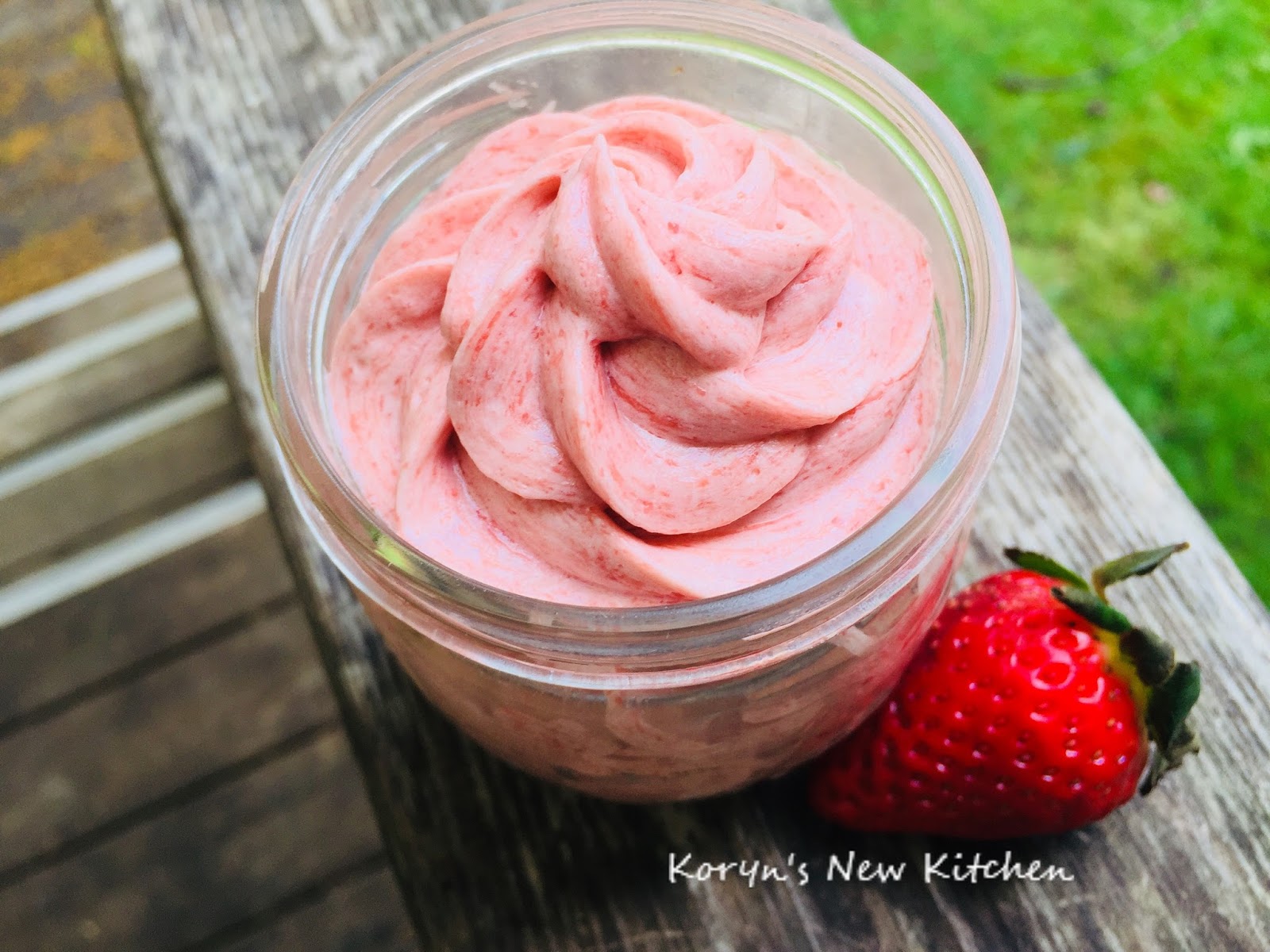 Grain & Dairy Free Paleo Strawberry Frosting