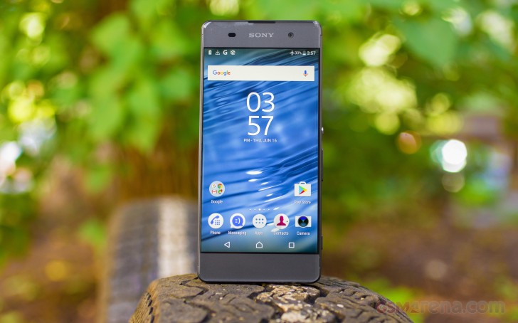 Review Hp Sony Xperia XA Ponsel Layar Tersempit Rumah