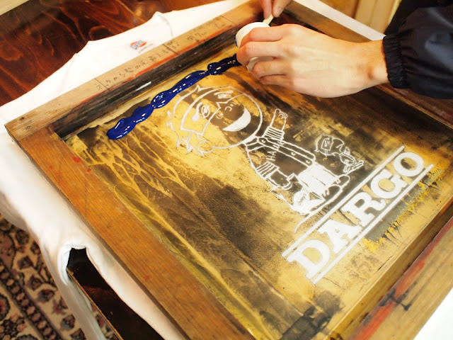 【1点1点、手刷りでTシャツにプリントするということ】 