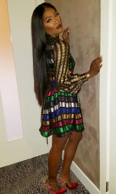 0 Tiwa Savage shows off her hot legs in mini dress
