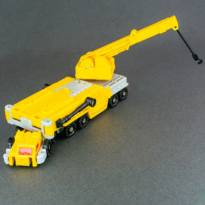 Transformers Generation 1 Erector Industrial crane mode