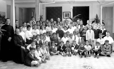 colegios antiguos uniforme escolar