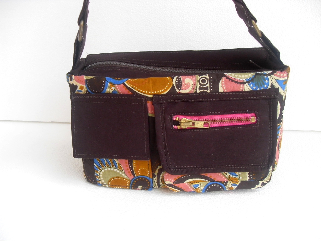 Daffysdream: Custom make - Cute and short Bag