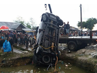 Ago Tuhan, Mobil Masuk Kolam di Jalan Medan-Sidikalang Tewaskan 9 Orang Batak Ago Tuhan, Mobil Masuk Kolam di Jalan Medan-Sidikalang Tewaskan 9 Orang Batak
