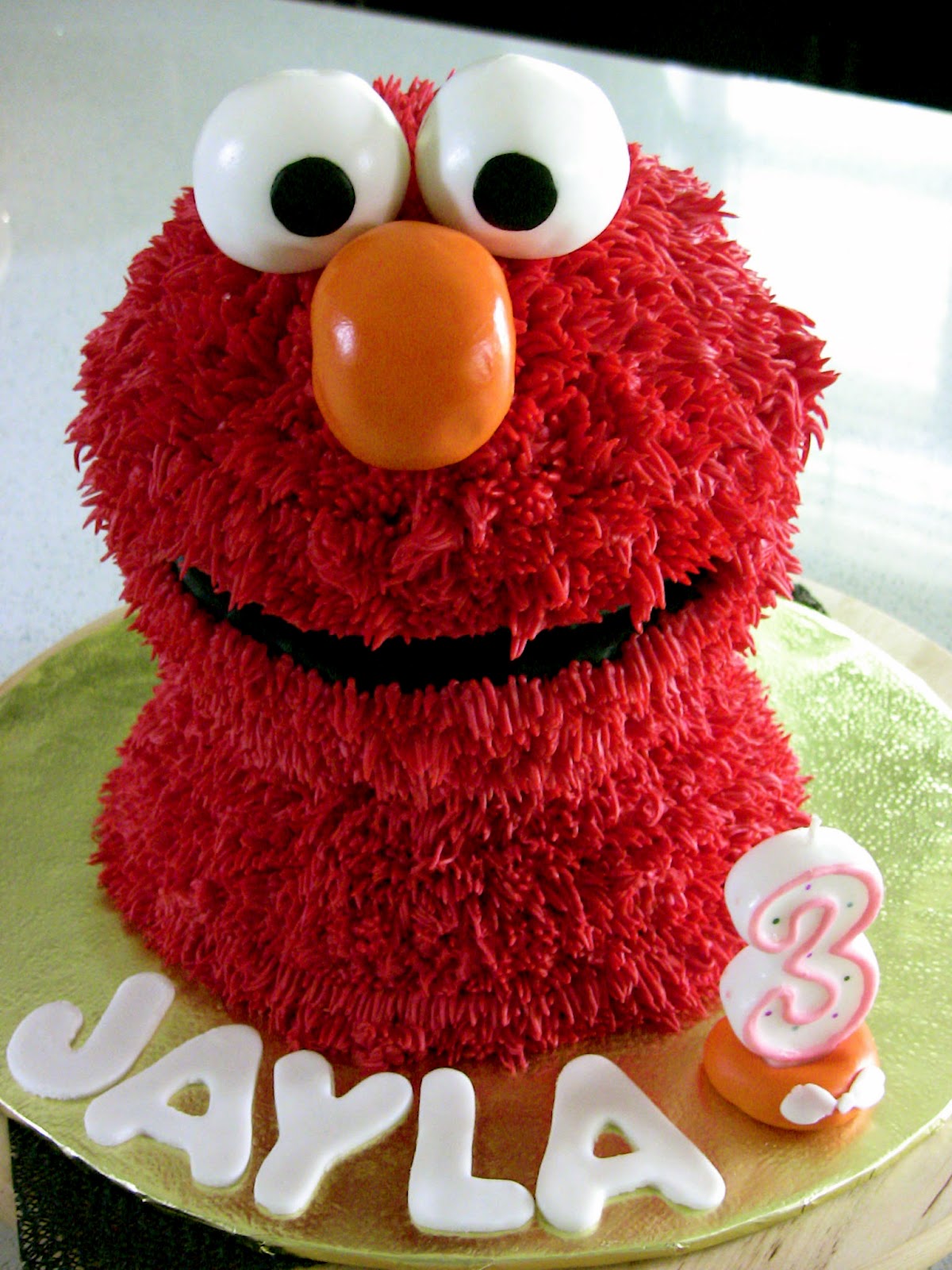 3 Dimensional Elmo Cake