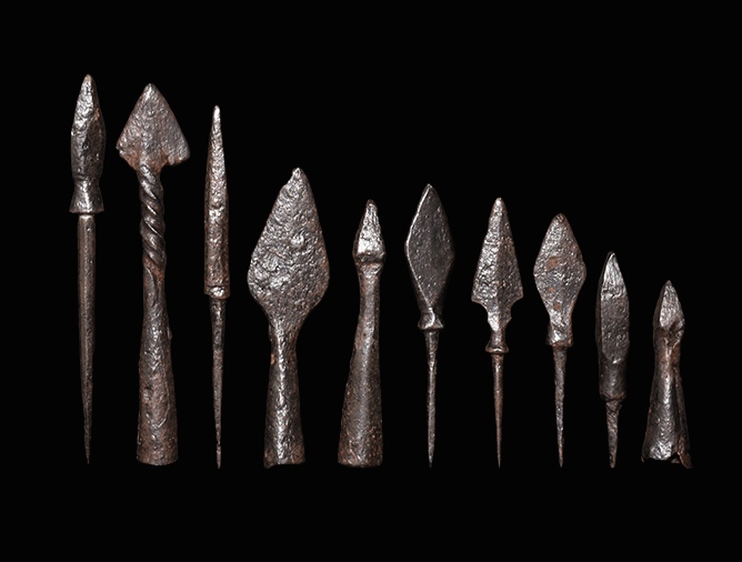 GREX LUPORUM MEDIEVAL ARROWHEADS DATABASE
