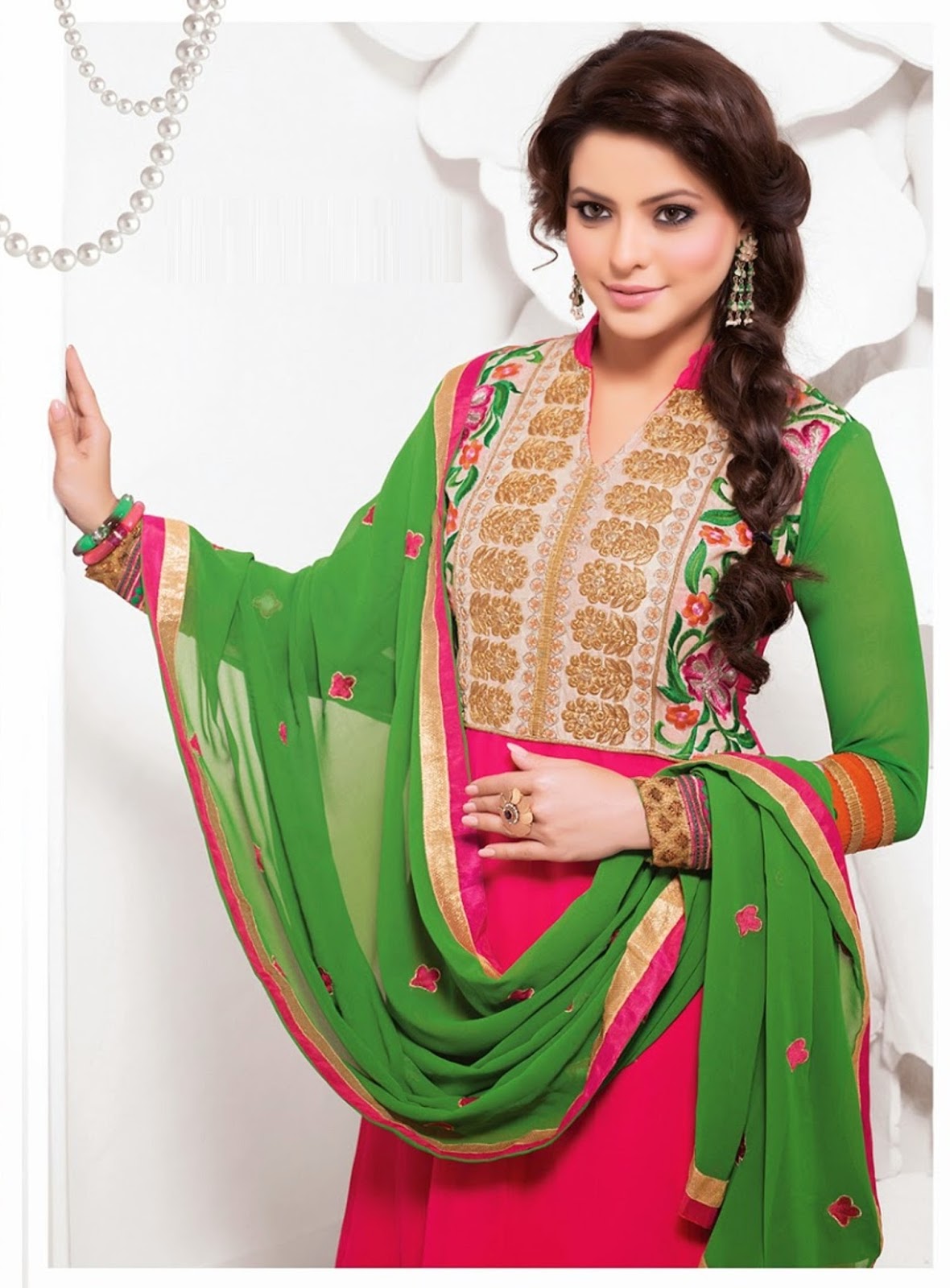 Very Beautiful And Smart Aamna Sharif Image Download - FREE ALL HD ...